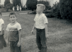 Philip Beyer - Blond Hair Kid in Front yard 17th Street BR La. 1955-1956